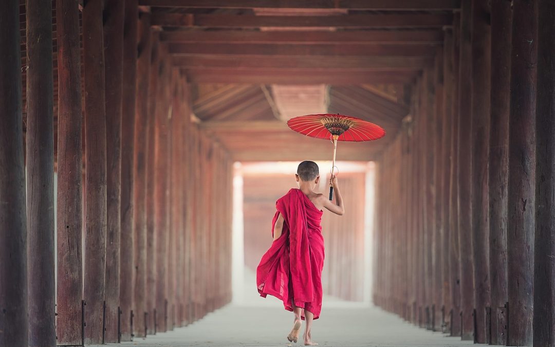 Dinas Damkar Balangan Hapus Sarang Tawon di SPBU